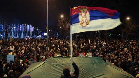 В Сърбия може да се проведат предсрочни избори в началото на юни