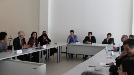 Професионалната общност създава работна група за акциите от Регистър „А“