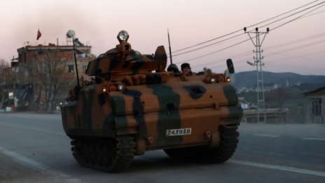 Турция е задържала над 300 души заради критики срещу офанзивата в Сирия