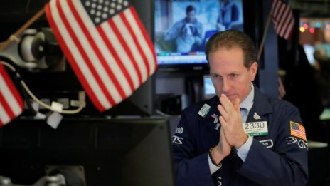 Wall Street притаява дъх пред технологичните отчети