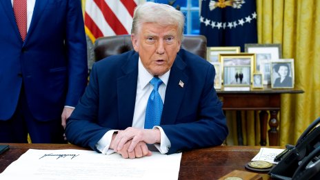 Митата на Тръмп сринаха стойността на повечето валути в Азия и фючърсите в Европа