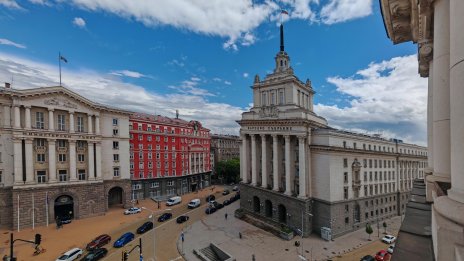 ПП-ДБ внася вот на недоверие, ако правителството не подаде оставка