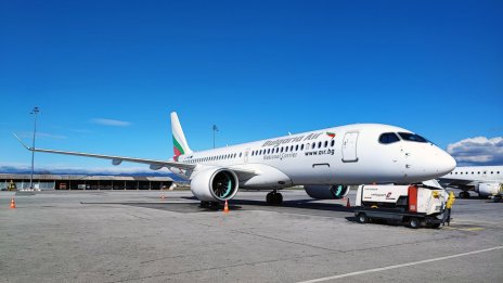 „България Еър“ продължава да лети до Израел с променени часове на полетитe