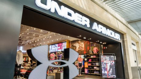 Under Armour връща основателя си като ръководител на компанията