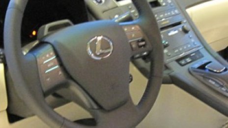 Lexus бие BMW и Mercedes по продажби на луксозни коли в САЩ 11-та поредна година