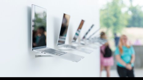 Мин-Чи Куо: Търсенето на MacBook спадна значително