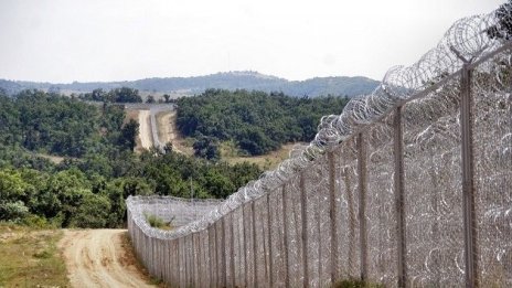 ДАНС проверява оградата на българо-турската граница