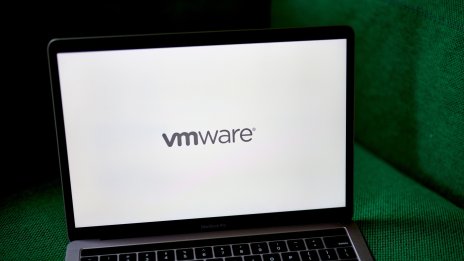 Борсовият регулатор на САЩ обвини VMware в подвеждане на инвеститорите