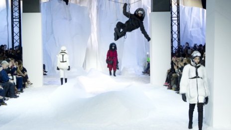 Moncler поглежда отвъд ски пистите в търсене на успешно IPO