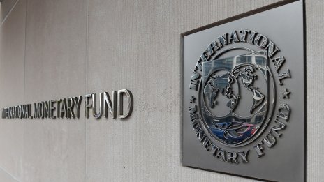 МВФ сви прогнозите за световната икономика и предупреди, че кризата може да се задълбочи