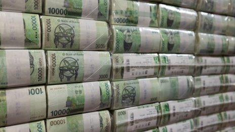 Защо Корея отново остави лихвите без промяна