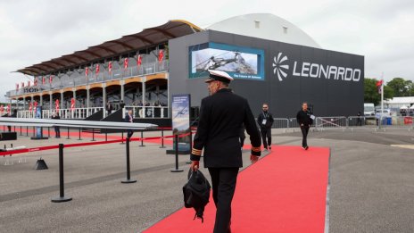 Италианската Leonardo и турската Baykar ще произвеждат заедно военни дронове