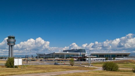 Операторът на летище София увеличава инвестициите в модернизирането му