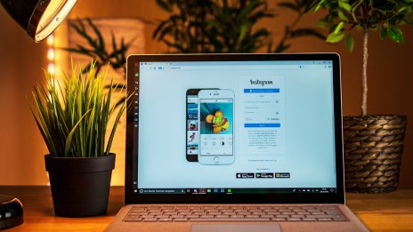 Икономиката на инфлуенсърите разкрива 70-годишен проблем за жените в САЩ