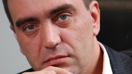 Предложенето обратно изкупуване при Еврохолд раздвижи сесията днес