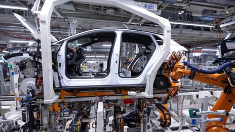 Фабричните поръчки в Германия записаха по-голям спад от очакваното