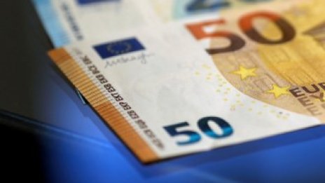 Над половината от банките в България очакват спад на кредитите за имоти