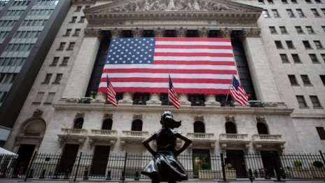 Wall Street започва сесията с ръстове въпреки неволите около коронавируса*