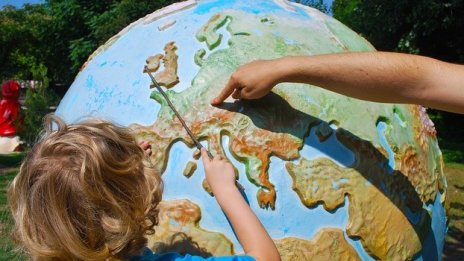 Рекламата и подобряване на регулациите - приоритети на служебния министър на туризма