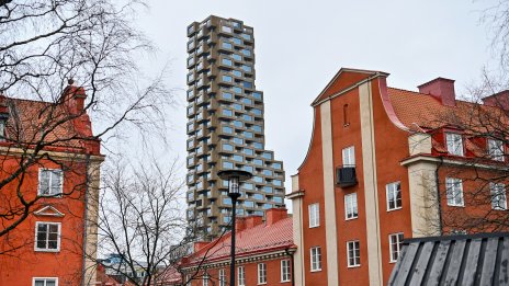 Процъфтяващият дългов пазар отлага срива на бизнес имотите в Европа