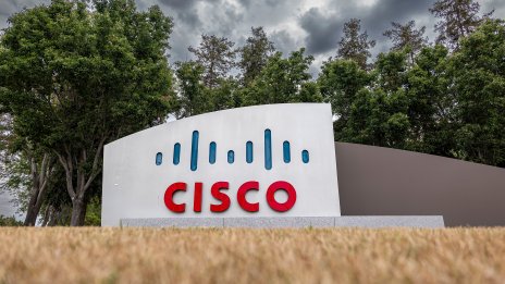 Корпоративното търсене помогна на Cisco да даде по-висока прогноза