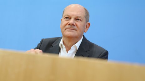 Олаф Шолц готви нов помощен пакет за домакинствата заради поскъпващата енергия