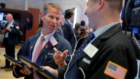 Wall Street реагира с ръстове на прокрадналия се оптимизъм в търговския конфликт