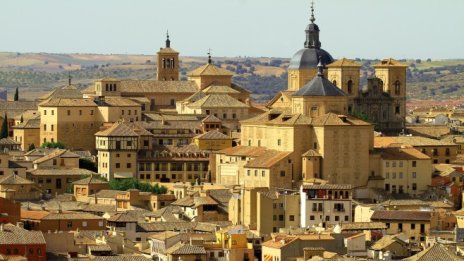 Испания ще дава месечна помощ на младите, за да се изнесат от родителите си