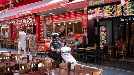 Турция трябва скоро да докаже, че е сериозна за битката с инфлацията