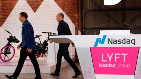 Инвеститори дават Lyft на съд заради IPO-то