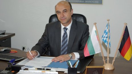 М. Василев: Не трябва да загърбваме съществуващите инвеститори, докато търсим нови