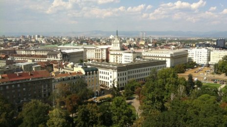 Жилищният пазар в София е в очакване на края на отпускарския сезон