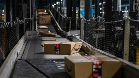 Amazon регионализира мрежата си за доставки в САЩ