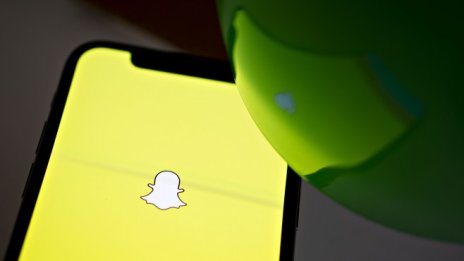 И Snapchat се сбогува с акаунта на Доналд Тръмп
