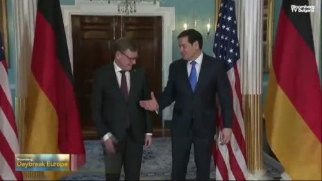 Още се търси компромисен вариант за Гренландия