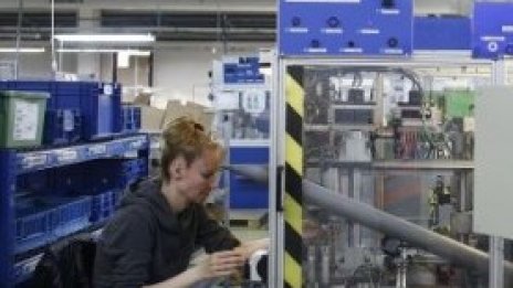 Почасовите разходи за труд у нас растат най-бързо, но остават най-ниски в ЕС