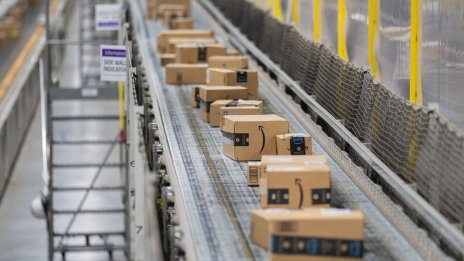 AI даде стимул на облачните услуги и електронната търговия на Amazon
