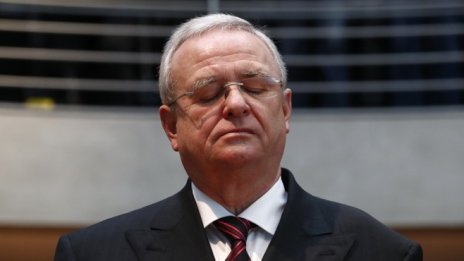 Бившият шеф на VW Мартин Винтеркорн е заподорзян и в укриване на данъци