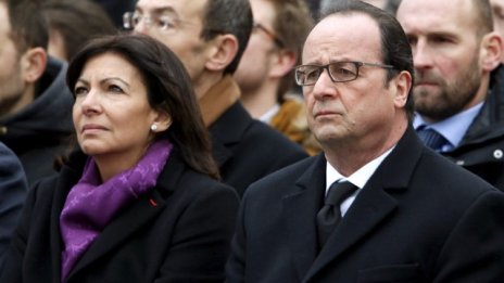 Франция почете жертвите на атентатите в Париж