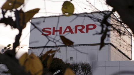 Японски държавен фонд предлага спасителен заем за 1,7 млрд. долара на Sharp