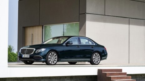Mercedes-Benz представи официално новата E-Class