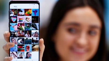 Смартфони на Samsung изпращат без позволение снимки на потребителите?