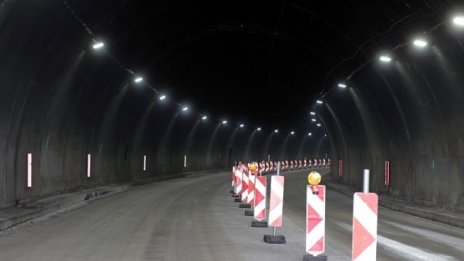 Двама бивши пътни шефове са обвинени за инцидента в тунел „Ечемишка”