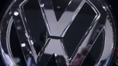 Най-големият автомобилен производител в света влиза в политиката