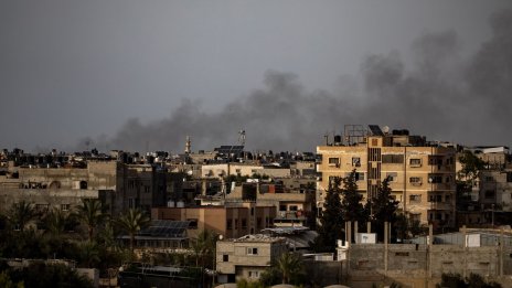 Израел дава "последен шанс" на преговарящите за заложниците преди щурма на Рафах