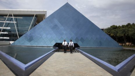 Индийската Силициева долина става по-популярна от истинската