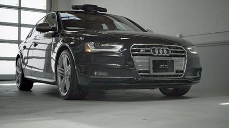 Безпилотен автомобил срещу 10 000 долара