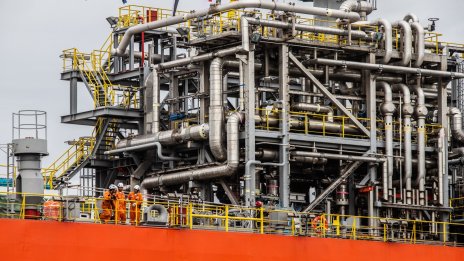 Газът в Европа продължава да поскъпва, докато пазарът оценява енергийните мерки на ЕК