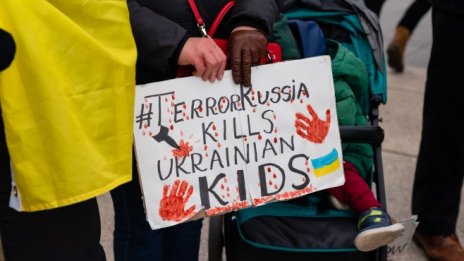 Разделенията в Запада заплашват Украйна