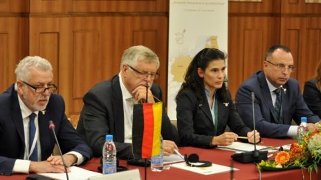 Европейските страни искат опростено финансиране на земеделието